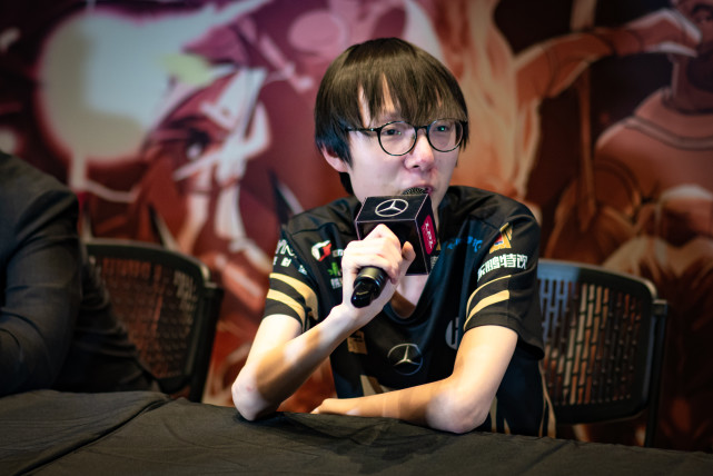 玩加竞技-Karsa在中国队比赛中败北,挺进下一轮引发热议!的简单介绍