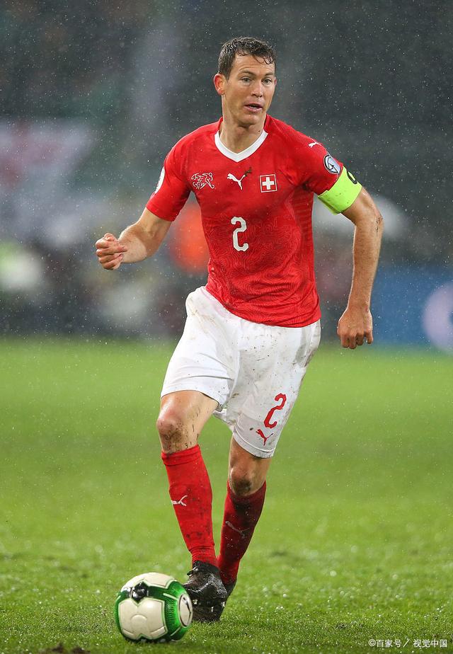 阿扎伦卡遭遇三连败，瑞士队教练面临压力！的简单介绍